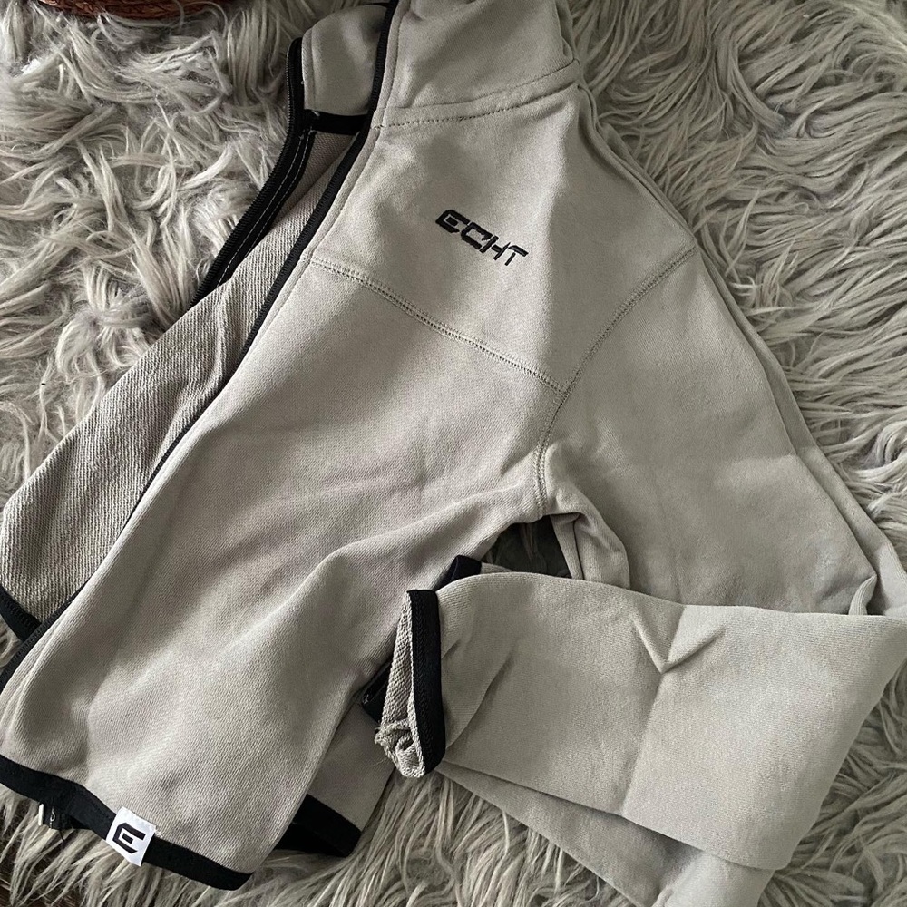 ECHT Crop Sweater